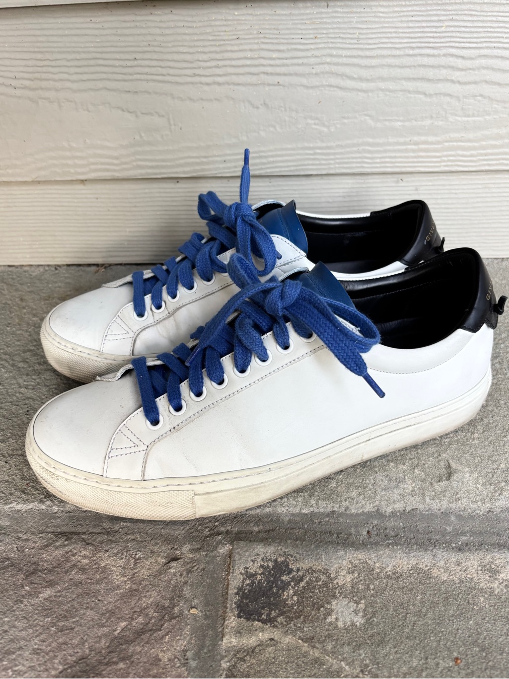 Givenchy White Black Blue Leather Lowtops